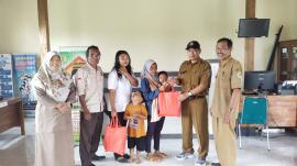 Penyaluran Pemberian Makanan Tambahan (PMT) Balita di Kalurahan Bandung